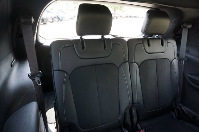 Used 2022 Jeep Grand Cherokee L Laredo RWD image 24