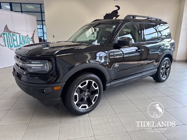 Certified 2023 Ford Bronco Sport Outer Banks w/ Tech Package AWD/4WD image 4