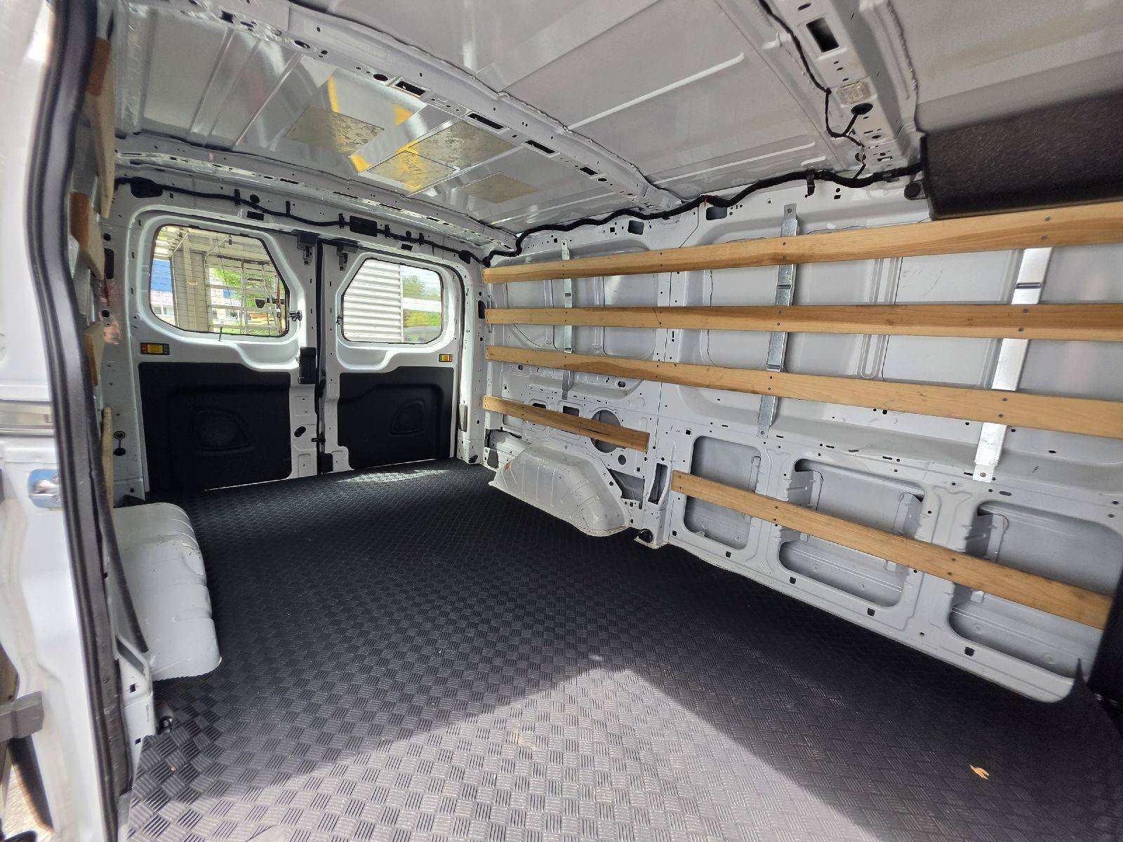 Certified 2025 Ford Transit 250 Low Roof w/ Exterior Upgrade Package RWD image 14