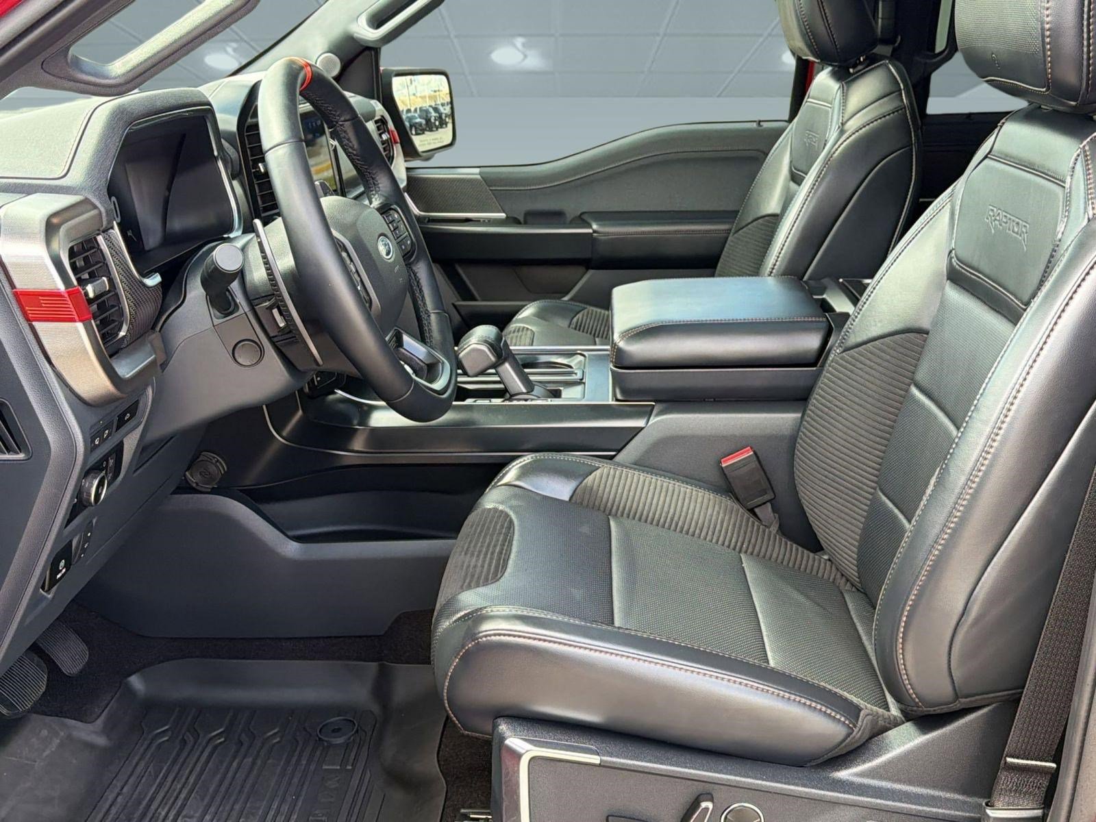 Certified 2023 Ford F150 Raptor w/ Raptor Carbon Fiber Package image 5