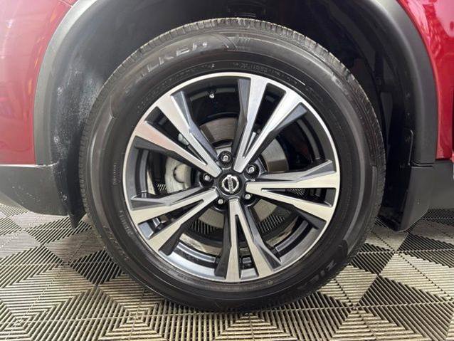 Used 2020 Nissan Rogue SV w/ Premium Package AWD/4WD image 10