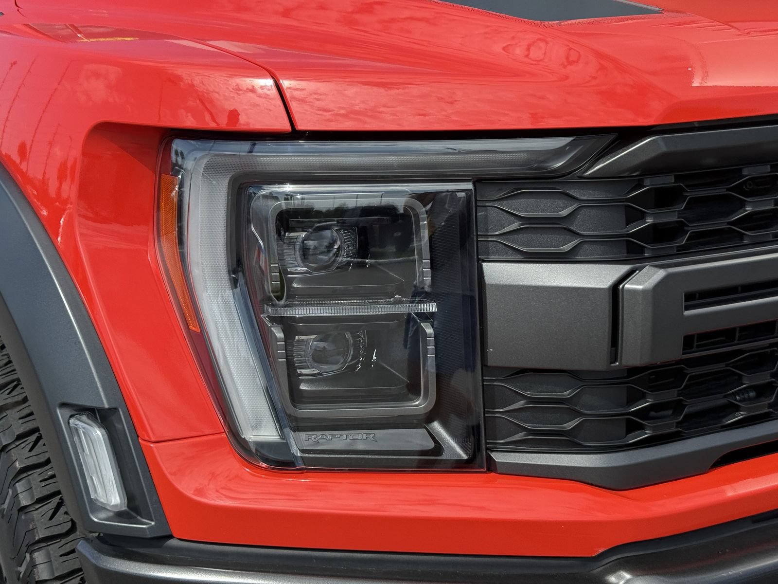 Certified 2023 Ford F150 Raptor w/ Raptor 37 Performance Package AWD/4WD image 10