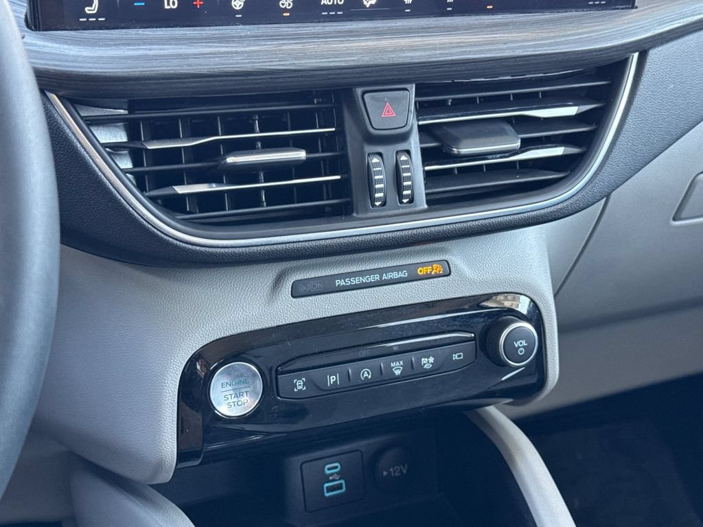 Certified 2023 Ford Escape Platinum w/ Premium Technology Package AWD/4WD image 19