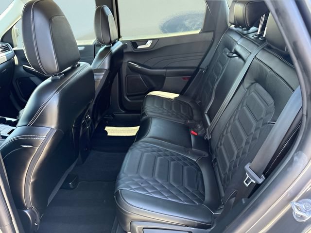 Certified 2023 Ford Escape SE w/ PHEV Premium Package FWD image 12