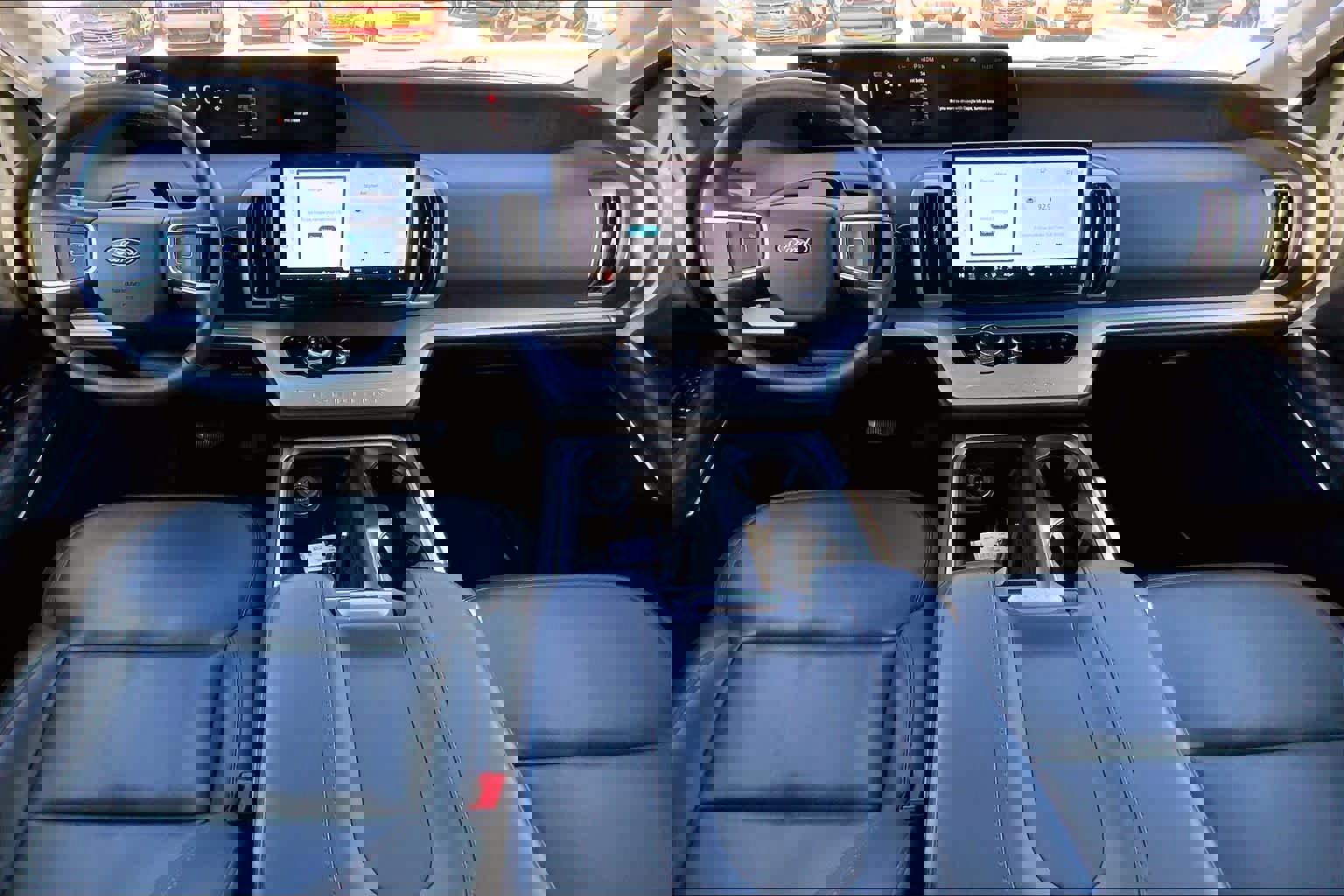 Certified 2025 Ford Expedition Active image 16