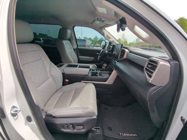 Used 2023 Toyota Tundra Limited w/ Power Package AWD/4WD image 34