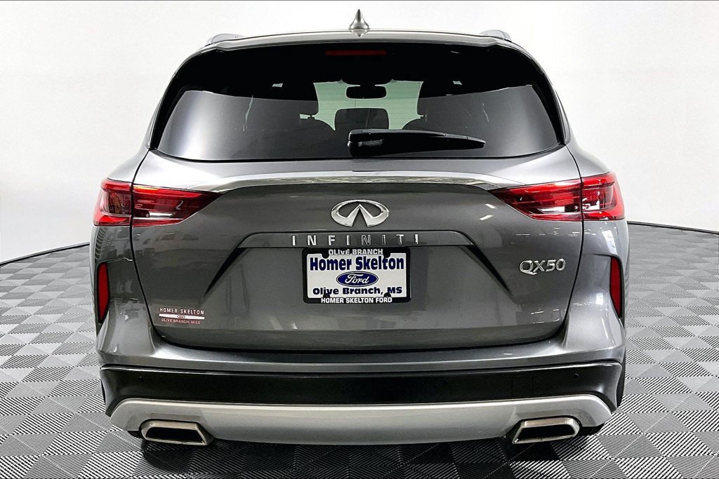 Used 2021 INFINITI QX50 Luxe FWD image 4