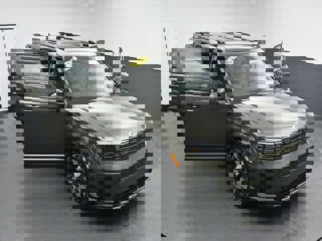 Used 2024 Hyundai Santa Fe Limited AWD/4WD image 37