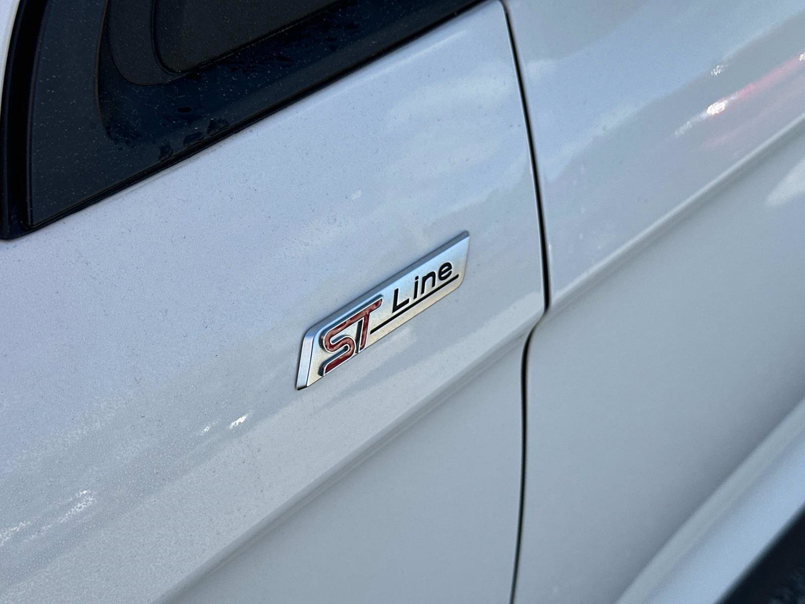 Certified 2022 Ford Edge ST-Line image 10