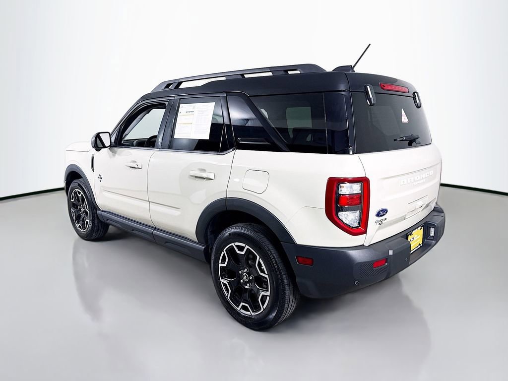 Certified 2025 Ford Bronco Sport Outer Banks w/ Outer Banks Tech Package+ AWD/4WD image 10