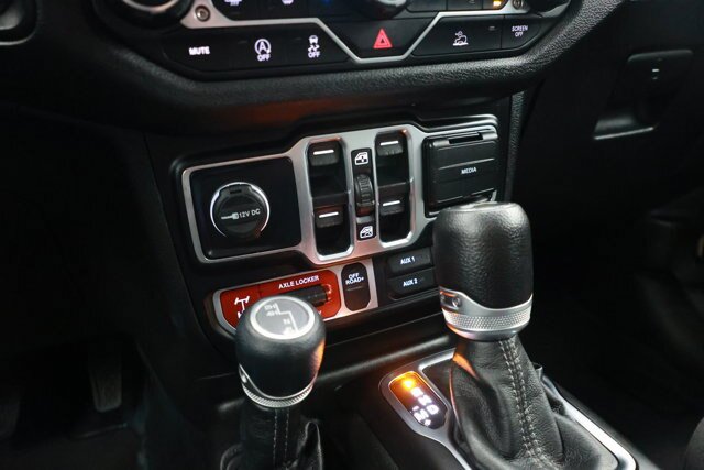 Used 2024 Jeep Wrangler Unlimited Sport AWD/4WD image 33