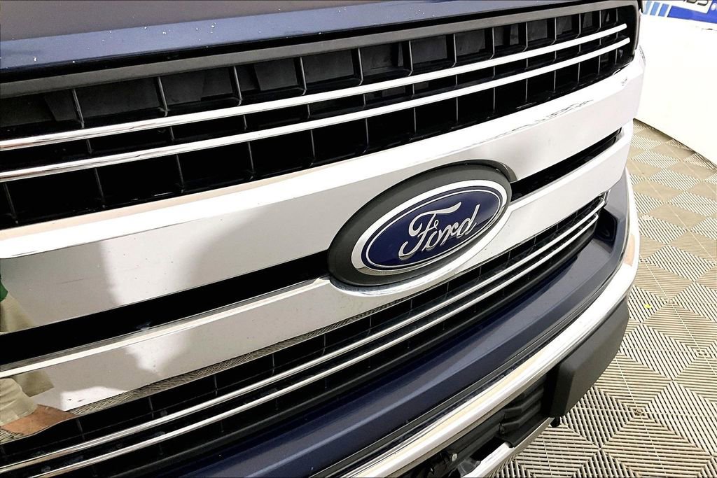 Certified 2019 Ford F150 Lariat w/ Equipment Group 501A Mid AWD/4WD image 23