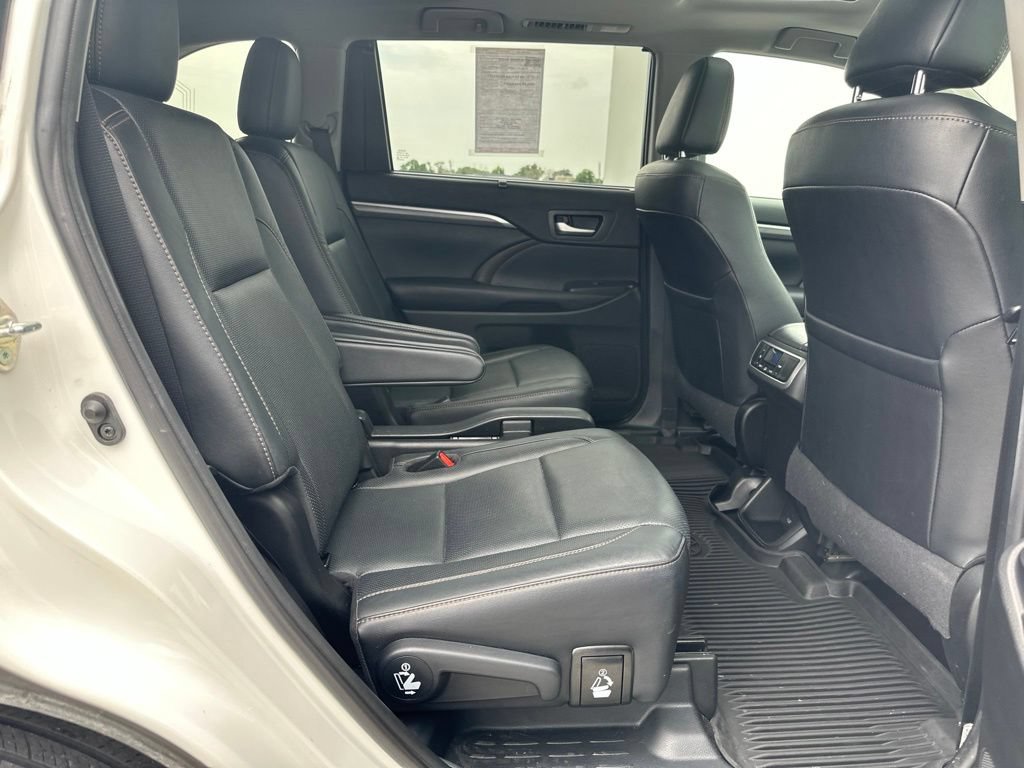 Used 2019 Toyota Highlander Limited AWD/4WD image 31