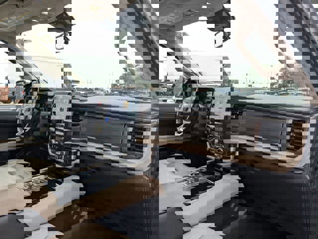 Certified 2024 Ford Expedition Limited image 38