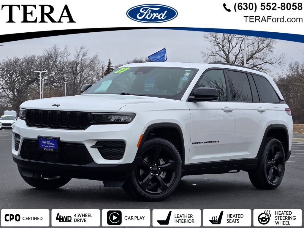 Used 2023 Jeep Grand Cherokee Altitude image 1
