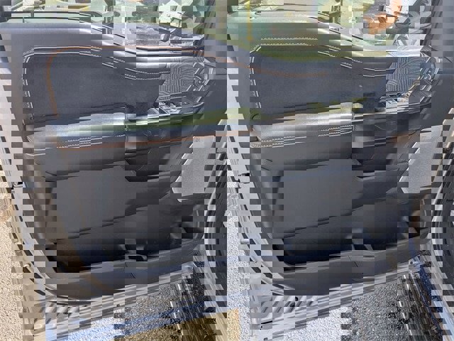 Certified 2022 Ford F150 Platinum w/ Equipment Group 701A High image 23