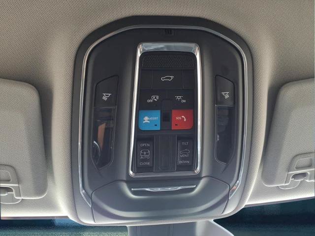 Used 2022 Jeep Grand Cherokee L Laredo w/ Luxury Tech Group I AWD/4WD image 33