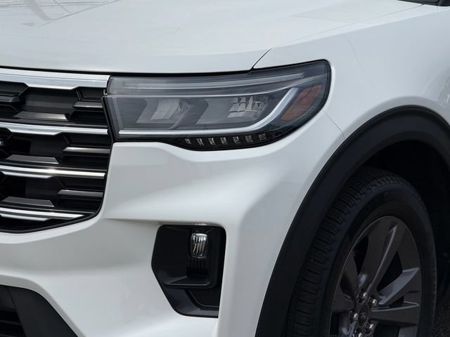Certified 2025 Ford Explorer Active w/ Active Comfort Package AWD/4WD image 16