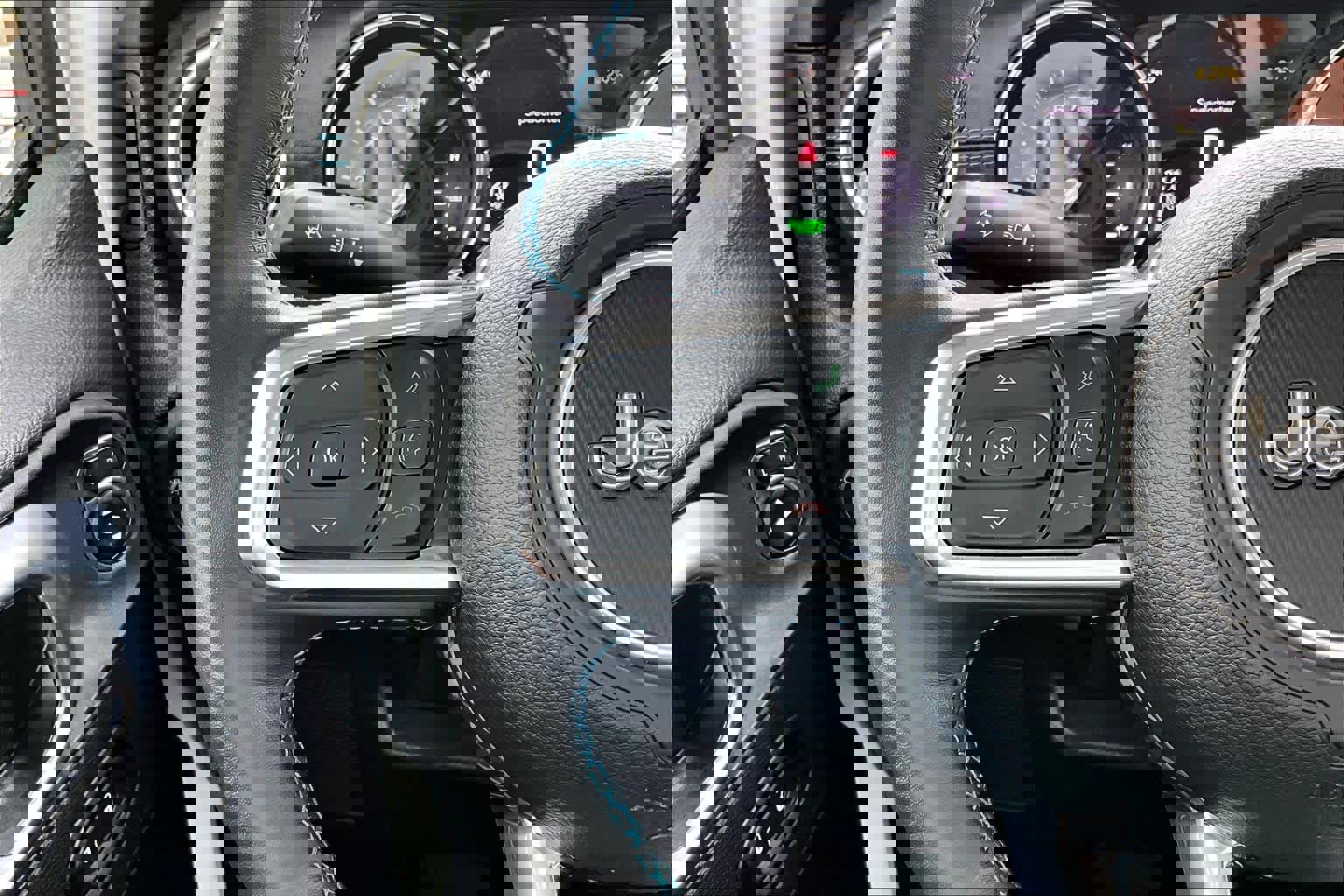 Used 2022 Jeep Wrangler Unlimited Rubicon w/ Cold Weather Group image 24