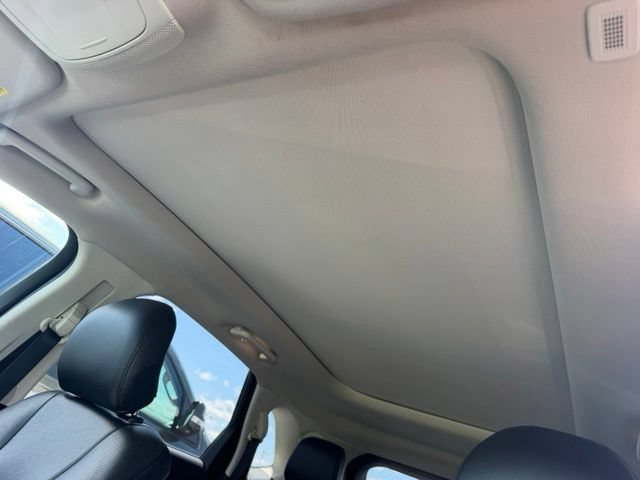 Certified 2019 Ford Edge Titanium w/ Equipment Group 301A AWD/4WD image 7