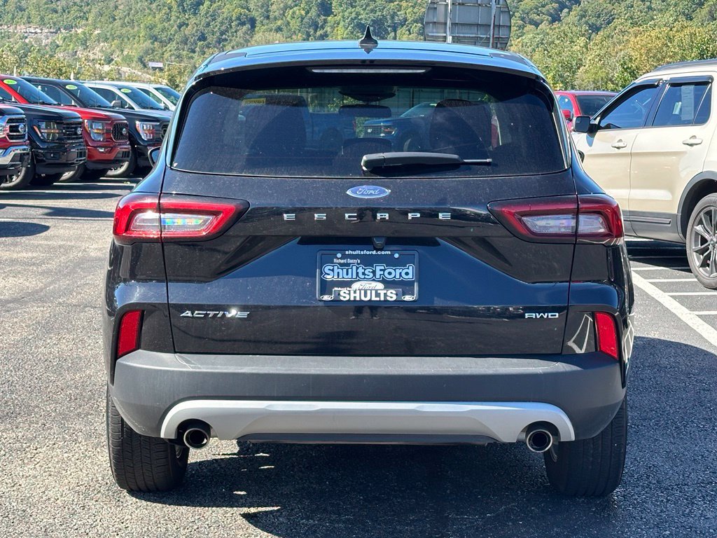 Certified 2025 Ford Escape Active AWD/4WD image 5