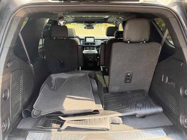 Used 2023 Chevrolet Tahoe Z71 w/ Luxury Package AWD/4WD image 19
