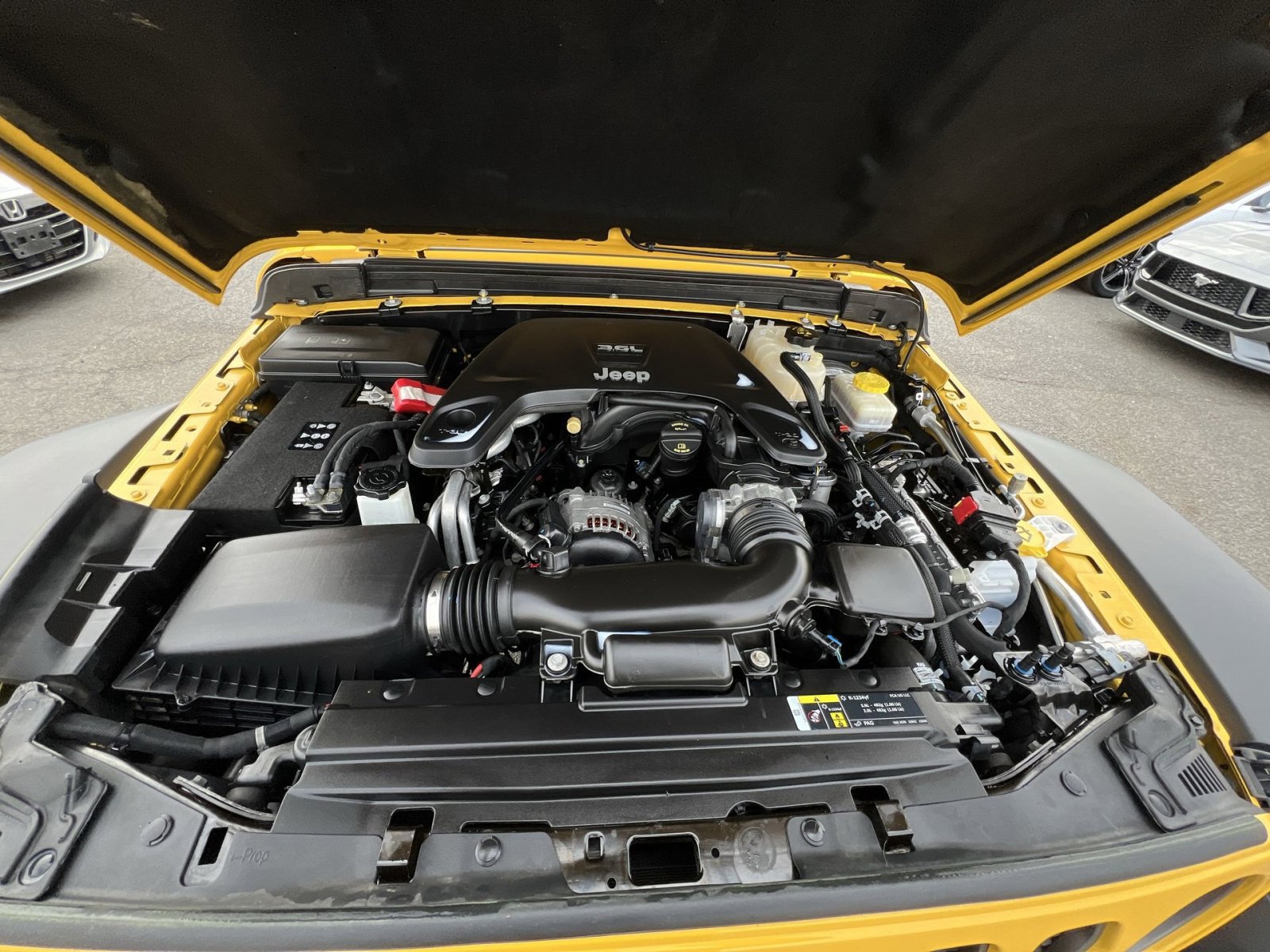 Used 2018 Jeep Wrangler Unlimited Rubicon image 27