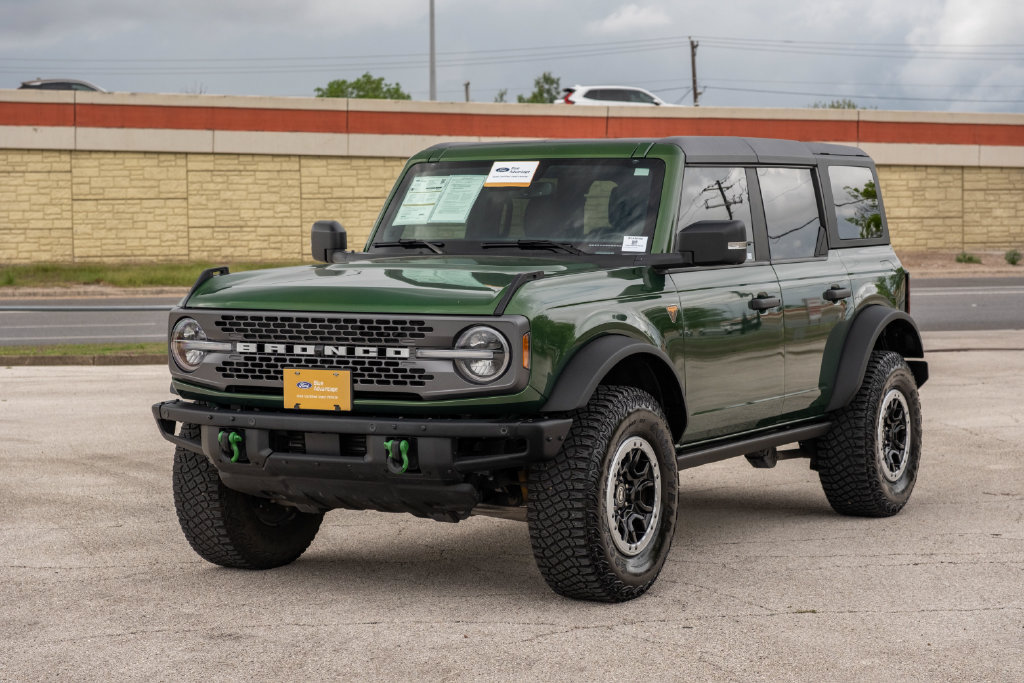 Certified 2024 Ford Bronco Badlands AWD/4WD image 4