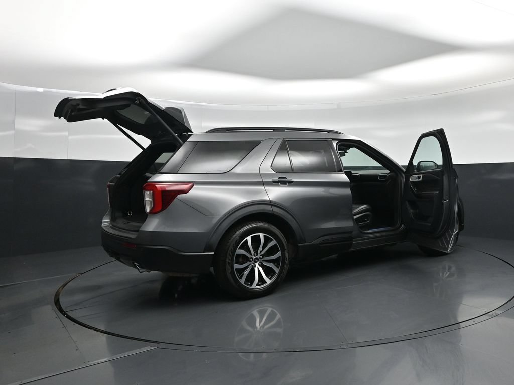 Certified 2023 Ford Explorer ST-Line w/ Class IV Trailer Tow Package RWD image 5