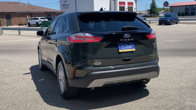 Certified 2024 Ford Edge SEL w/ Convenience Package AWD/4WD image 8