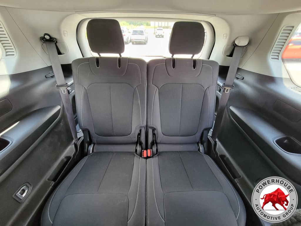 Used 2023 Jeep Grand Cherokee L Laredo AWD/4WD image 16