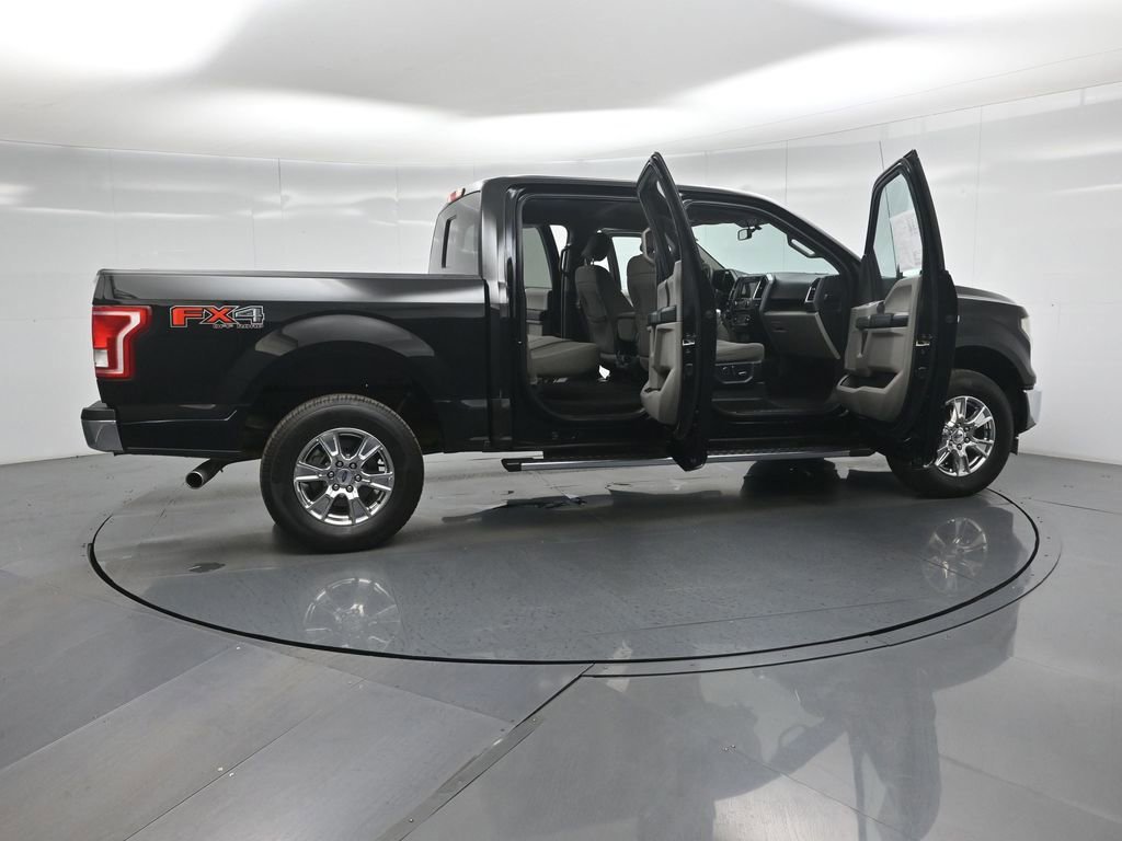 Certified 2017 Ford F150 XLT w/ Equipment Group 302A Luxury image 31