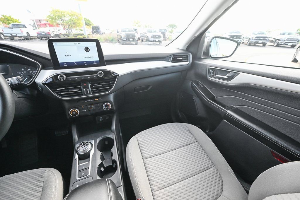 Certified 2022 Ford Escape SE image 36