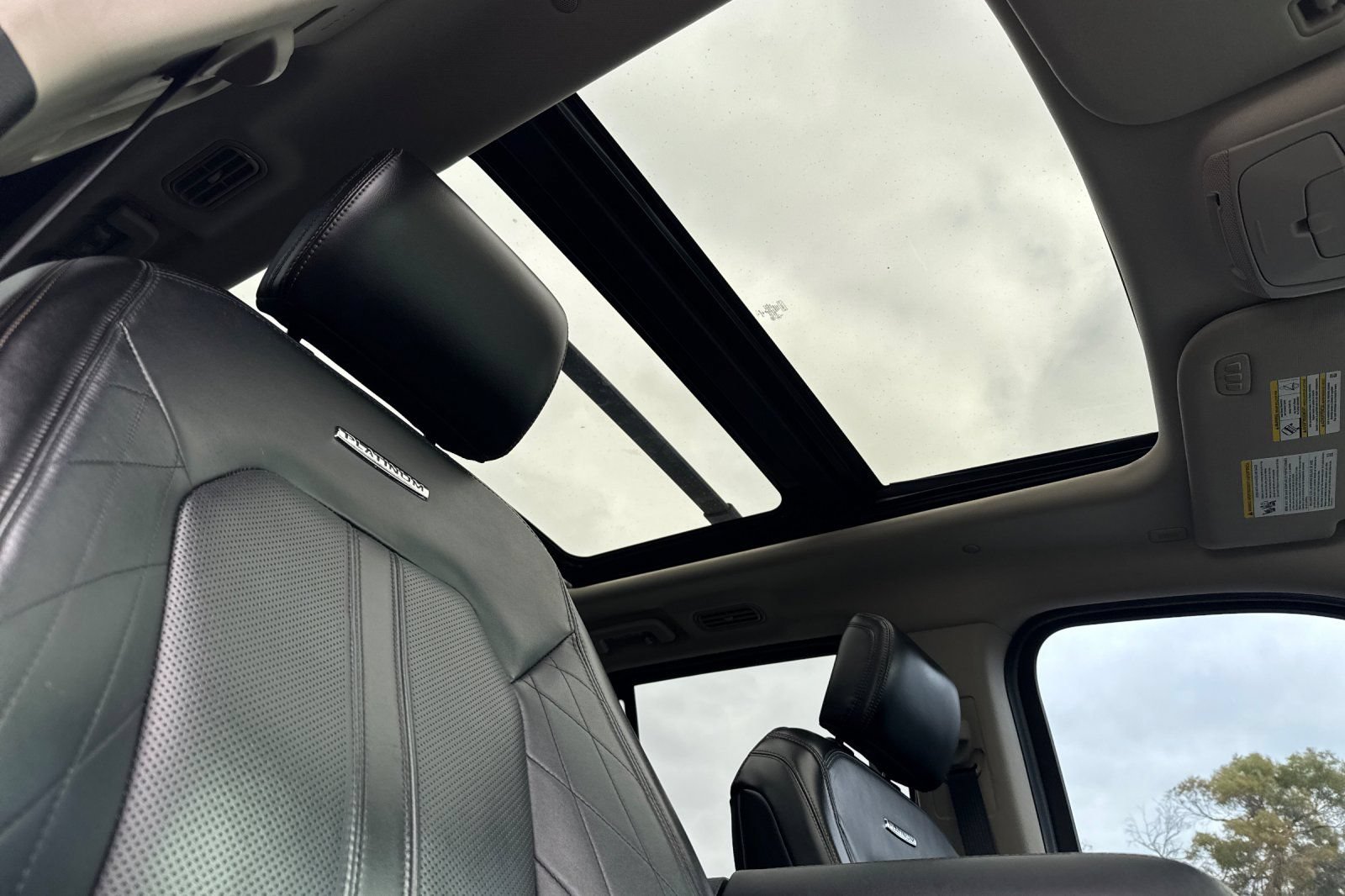Certified 2019 Ford Expedition Platinum AWD/4WD image 18