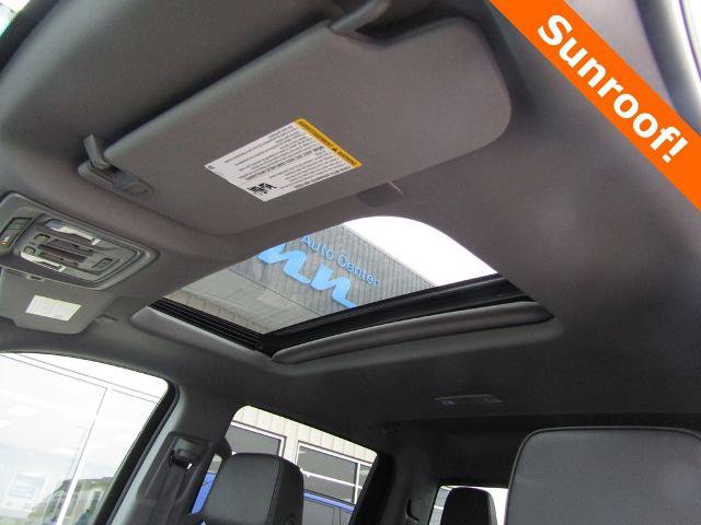 Used 2023 GMC Sierra 1500 Denali w/ Technology Package AWD/4WD image 14