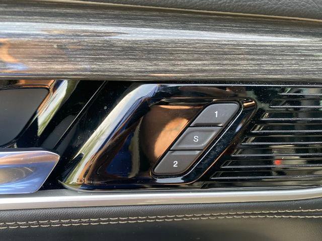 Used 2022 Jeep Wagoneer Series III w/ Premium Group I image 14