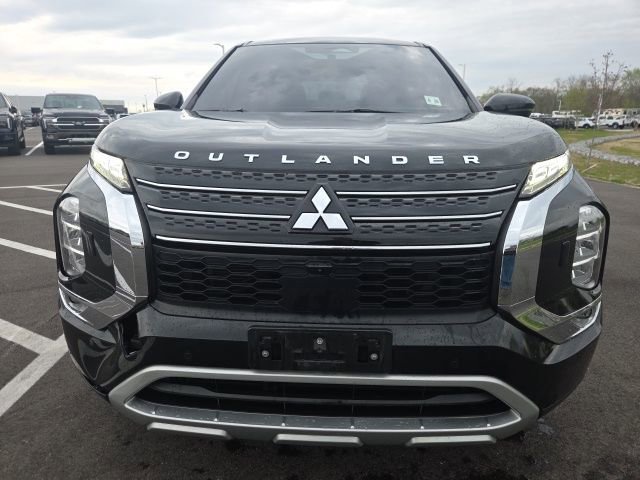 Used 2022 Mitsubishi Outlander SE AWD/4WD image 6