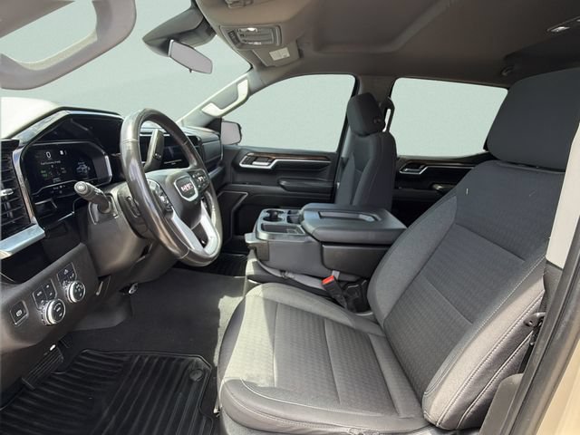 Used 2022 GMC Sierra 1500 Elevation w/ X31 Off-Road Package AWD/4WD image 19