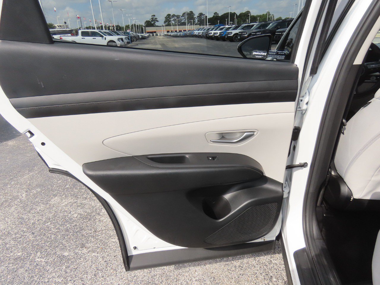 Used 2025 Hyundai Tucson SEL FWD image 18