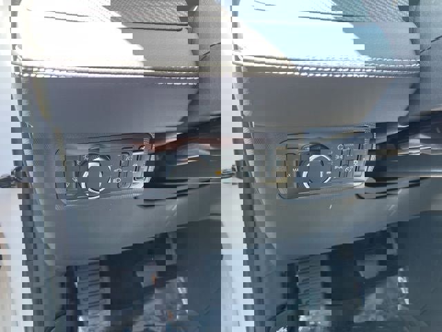 Certified 2025 Ford Mustang Mach-E Premium image 40