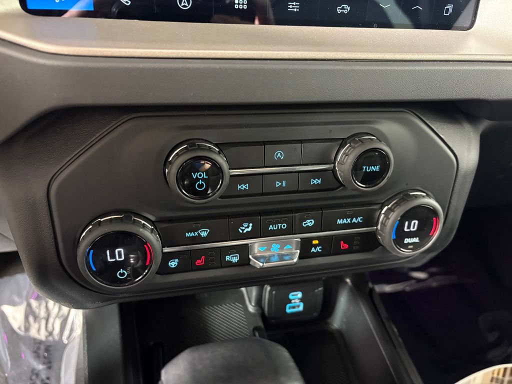 Certified 2025 Ford Bronco Outer Banks AWD/4WD image 19