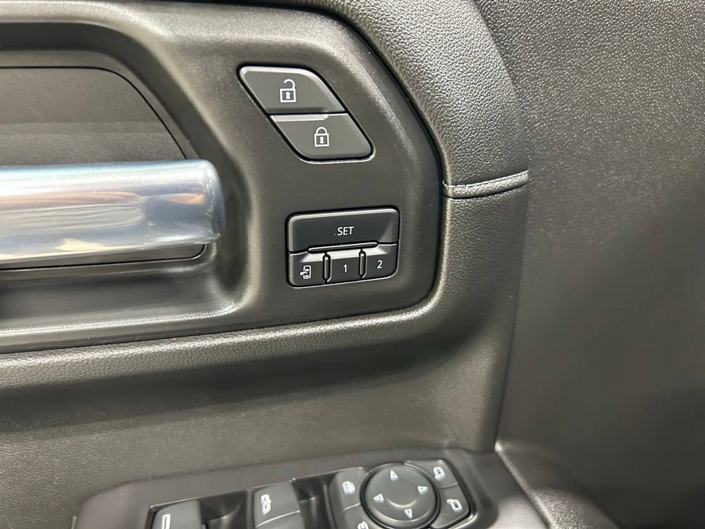 Used 2020 GMC Sierra 1500 Denali w/ Driver Alert Package II AWD/4WD image 16