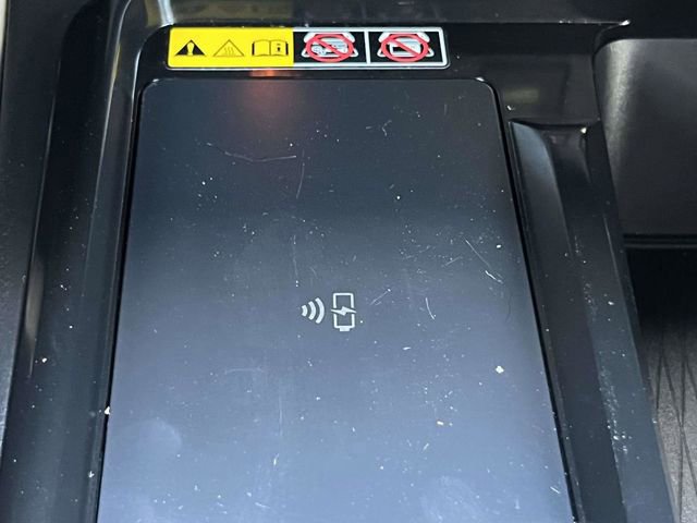 Used 2025 Toyota Camry SE FWD image 17