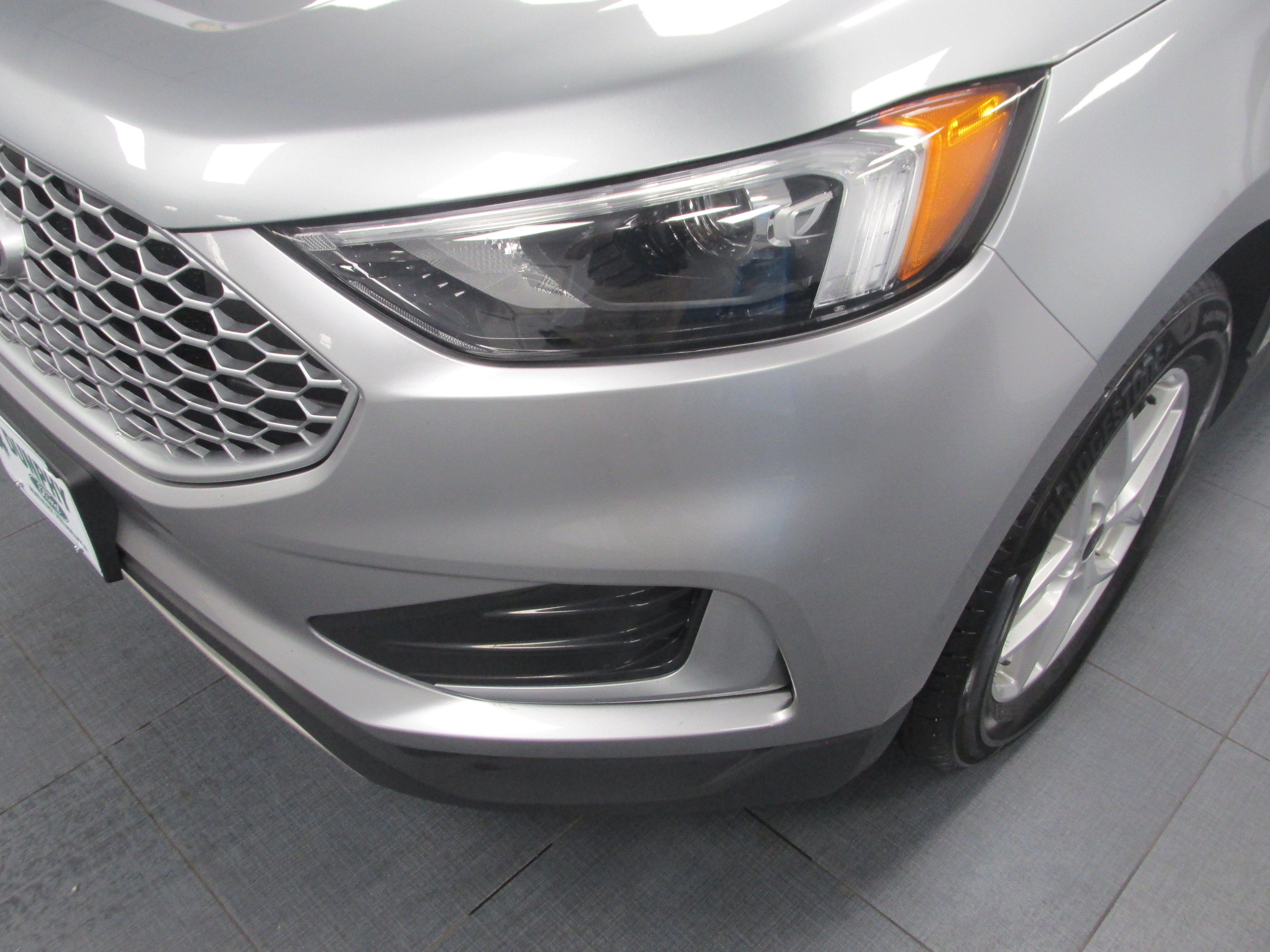 Certified 2024 Ford Edge SEL AWD/4WD image 9