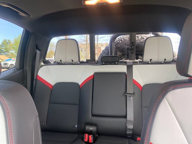 Used 2024 GMC Canyon AT4X w/ AT4X AEV Edition AWD/4WD image 22