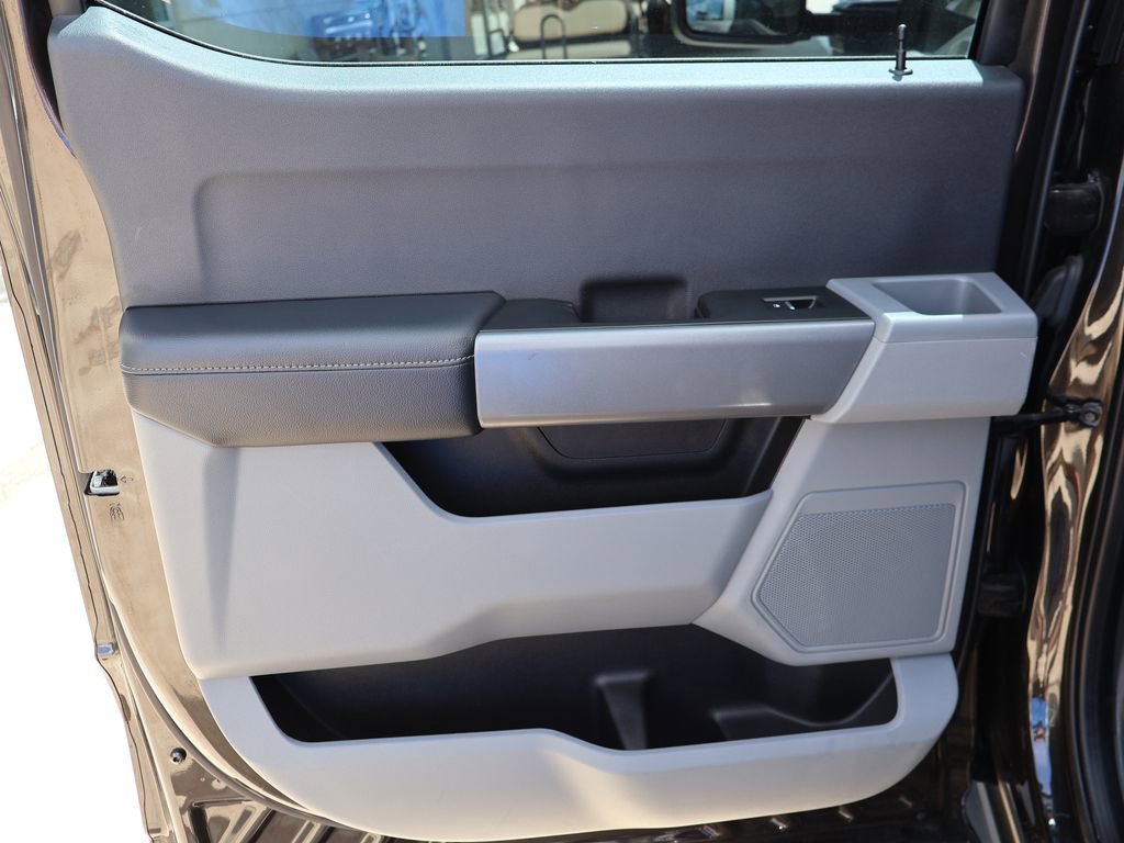 Certified 2024 Ford F250 XL w/ STX Appearance Package AWD/4WD image 20