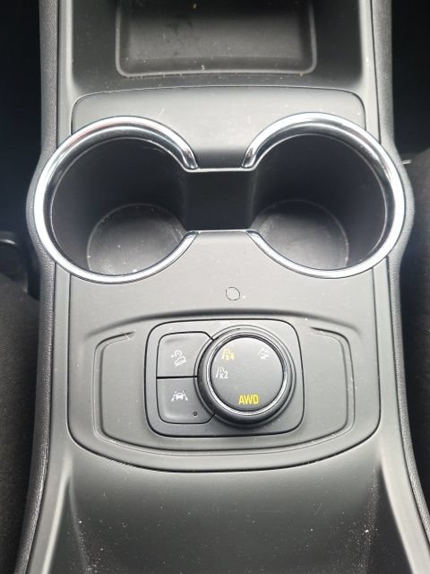 Used 2024 GMC Terrain SLE AWD/4WD image 33