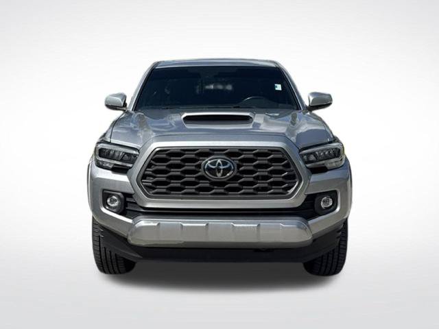 Used 2022 Toyota Tacoma TRD Sport w/ TRD Premium Sport Package RWD image 3