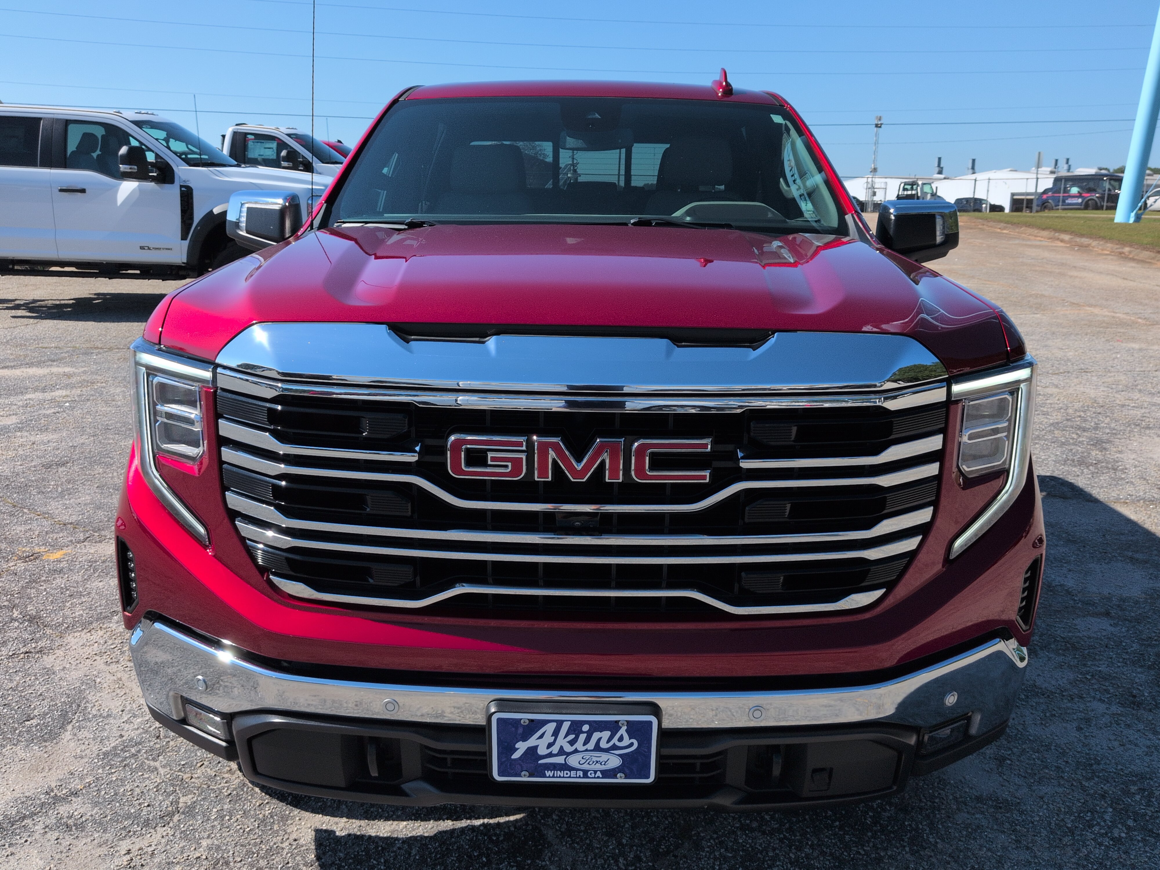 Used 2025 GMC Sierra 1500 SLT w/ SLT Premium Plus Package AWD/4WD image 7