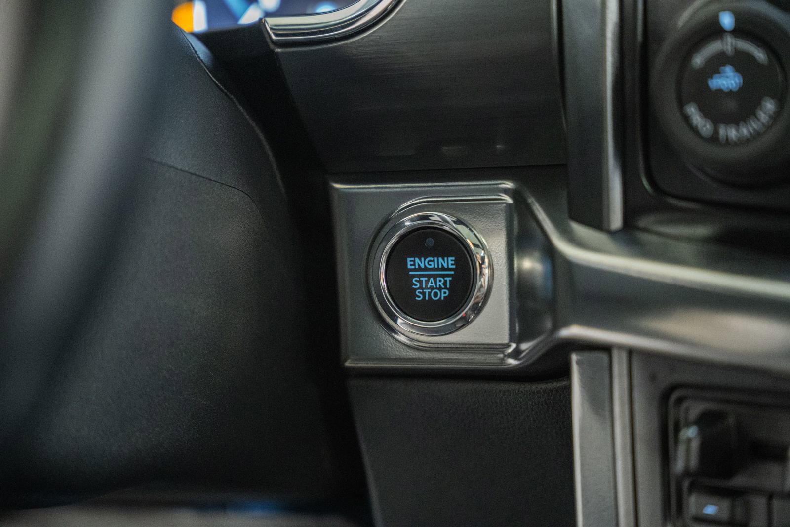 Certified 2023 Ford F150 Lariat w/ Equipment Group 502A High image 37